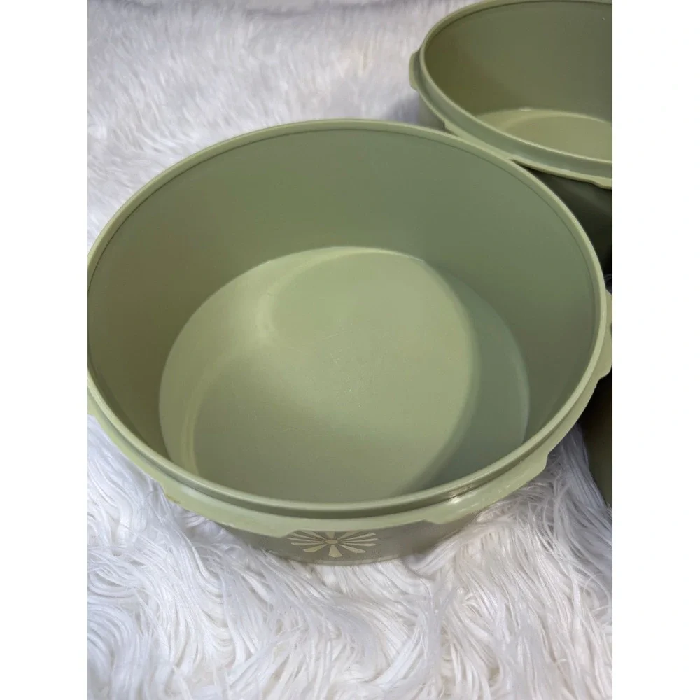 Vintage Tupperware Servalier Set of 3 Avocado Green White Starburst Canisters